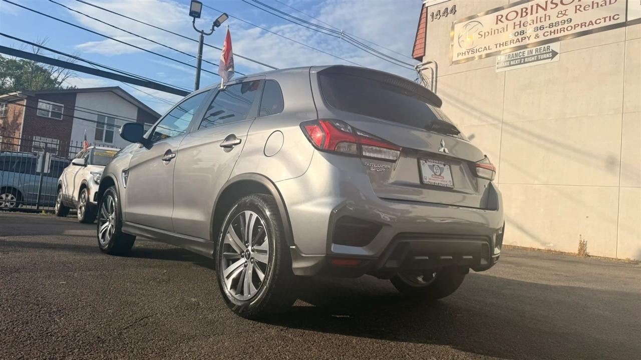 Mitsubishi Outlander Sport 2.0 ES 4WD 2025
