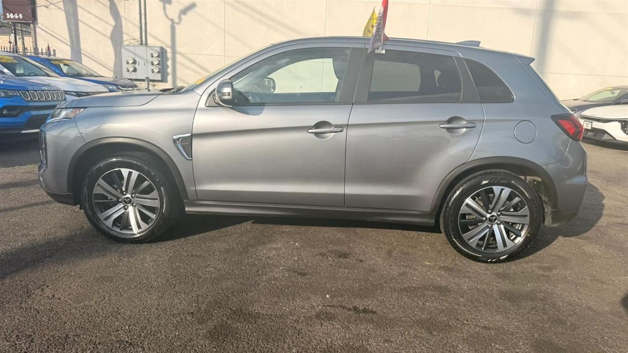 Mitsubishi Outlander Sport 2.0 ES 4WD 2025