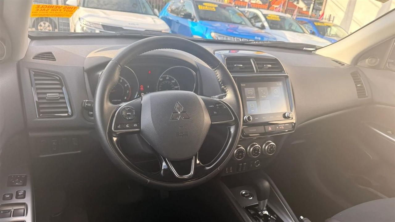 Mitsubishi Outlander Sport 2.0 ES 4WD 2025