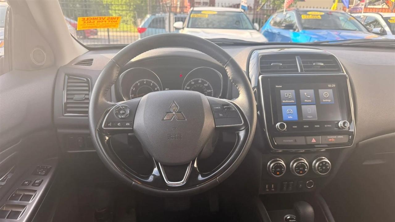 Mitsubishi Outlander Sport 2.0 ES 4WD 2025