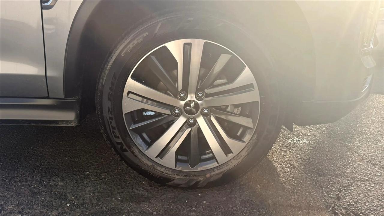 Mitsubishi Outlander Sport 2.0 ES 4WD 2025