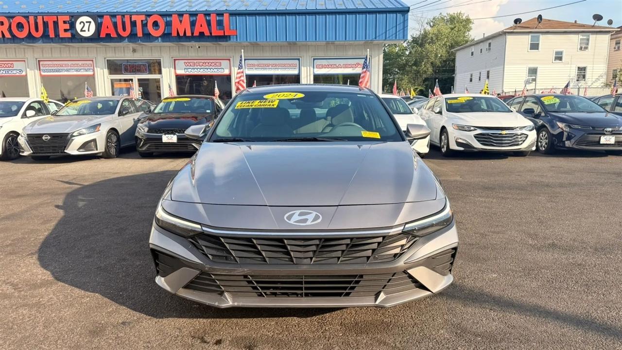 Hyundai Elantra SEL 2024