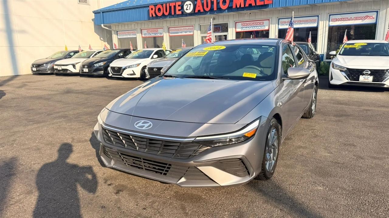 Hyundai Elantra SEL 2024