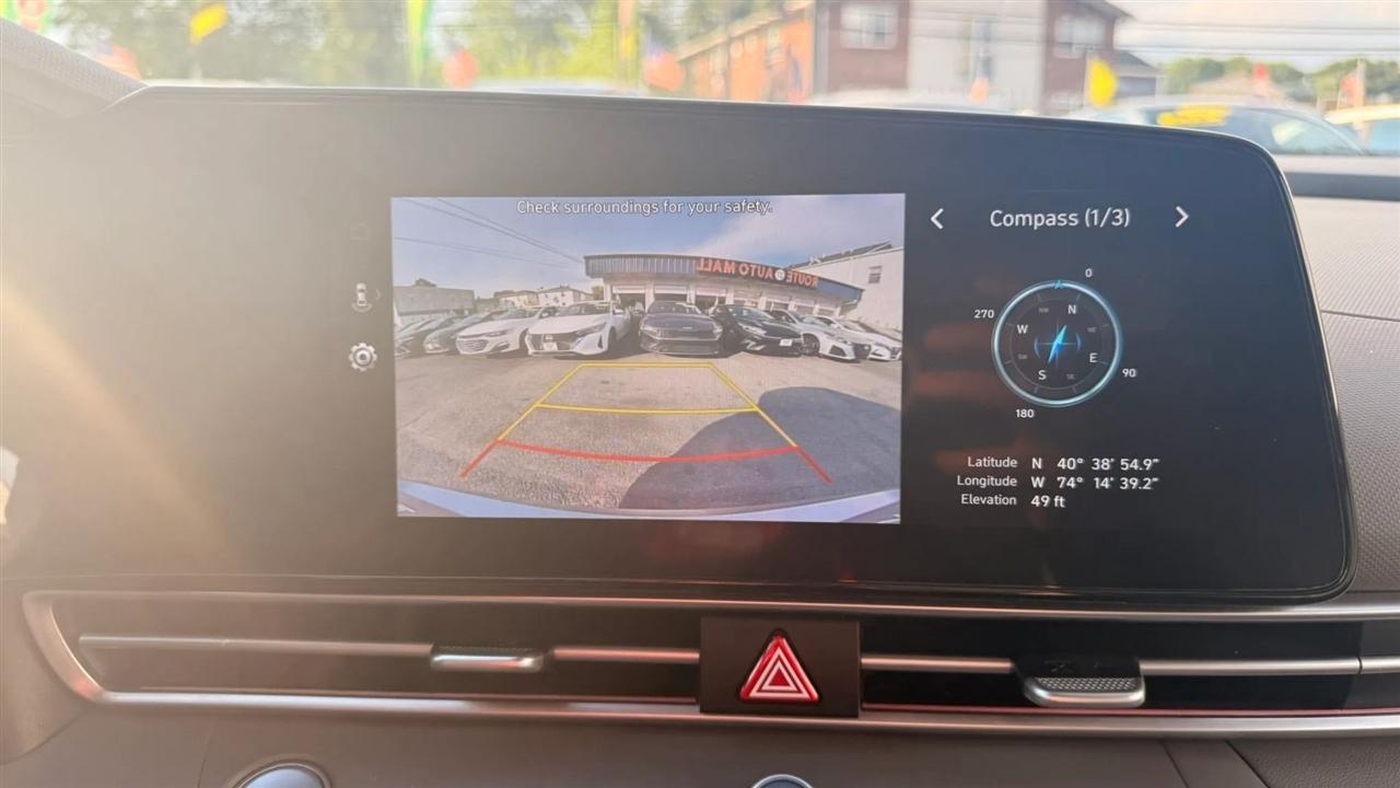 Hyundai Elantra SEL 2024