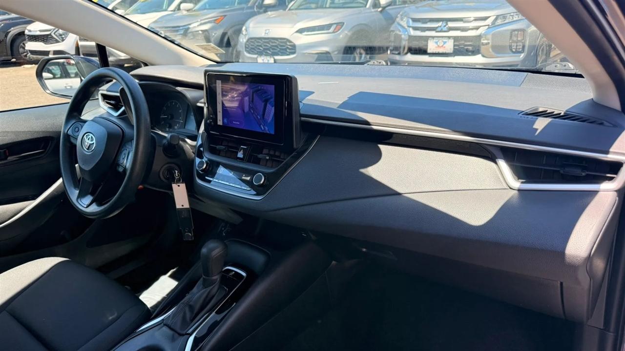 Toyota Corolla LE 2023
