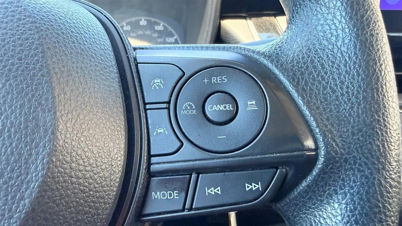 Toyota Corolla LE 2023