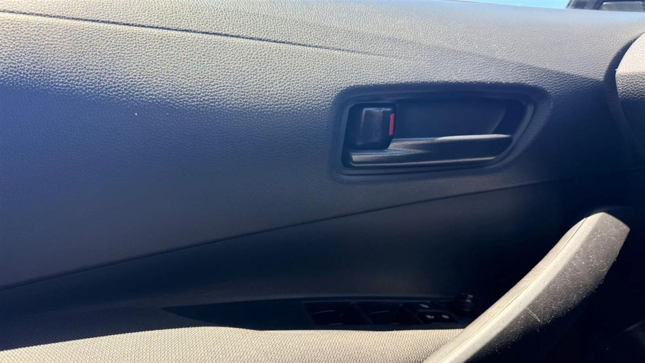 Toyota Corolla LE 2023