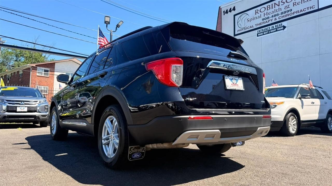 Ford Explorer XLT AWD 2023
