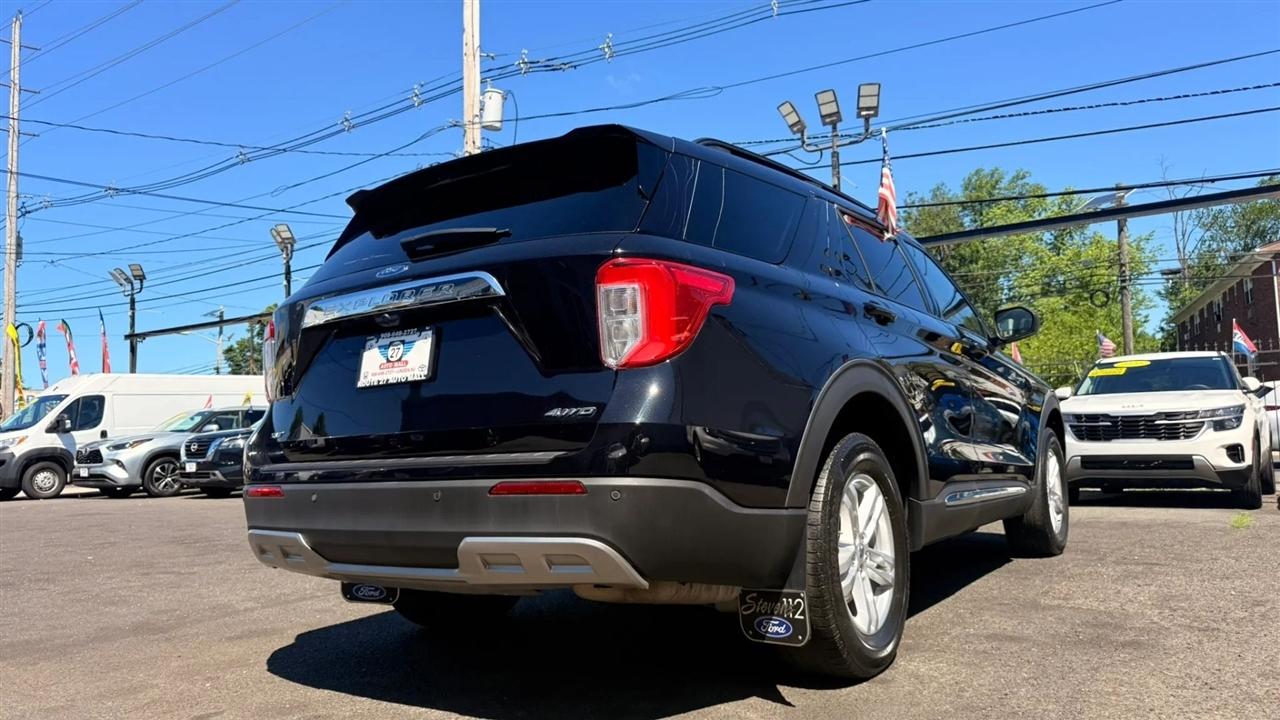 Ford Explorer XLT AWD 2023