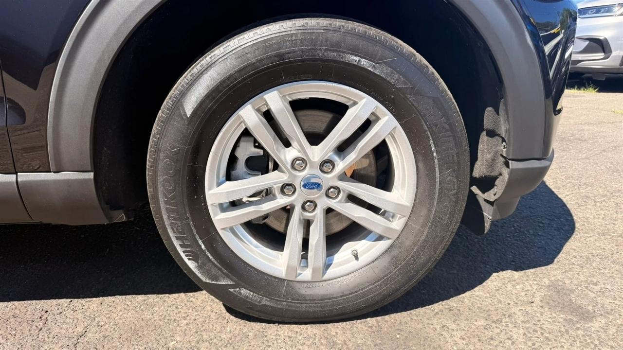 Ford Explorer XLT AWD 2023