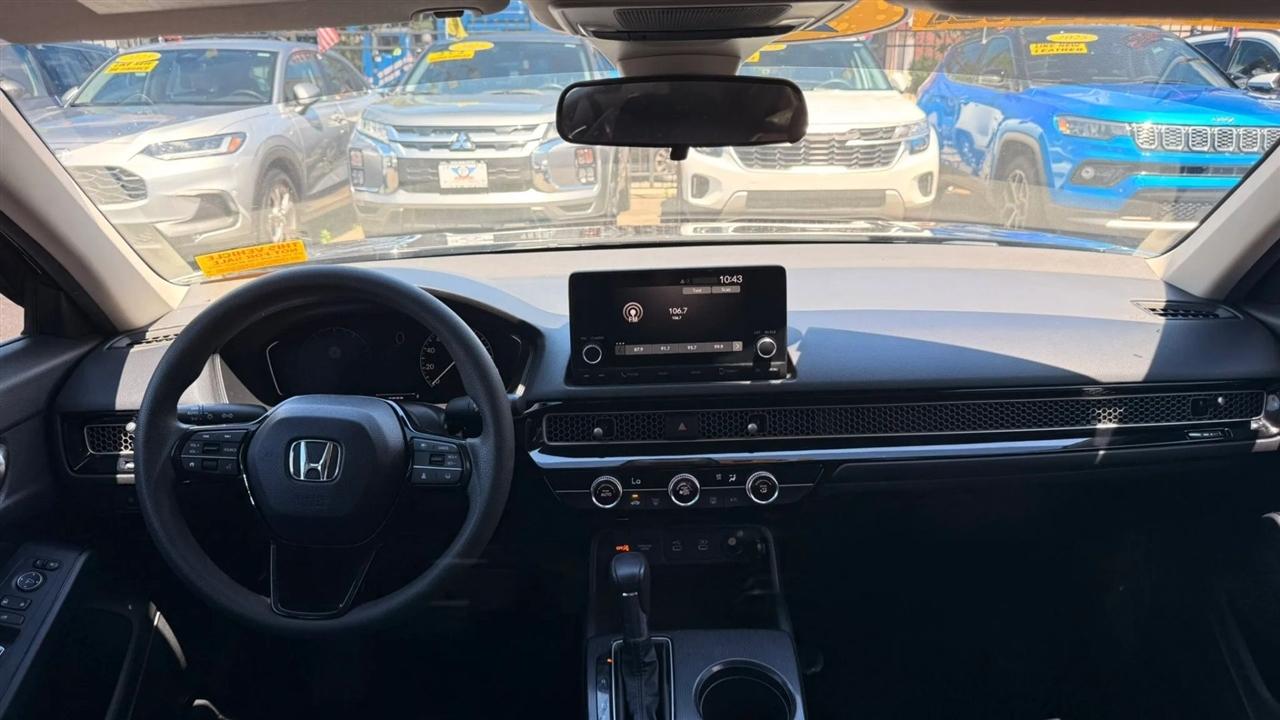 Honda Civic LX Sedan CVT 2025