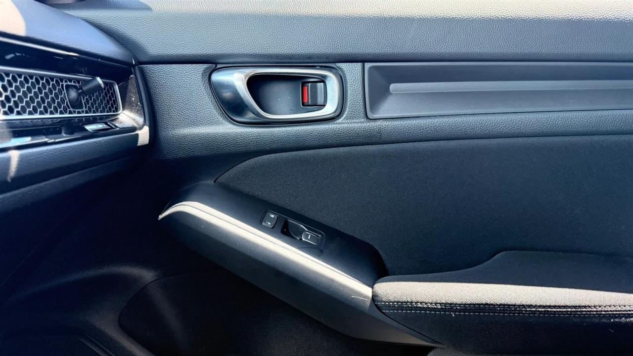 Honda Civic LX Sedan CVT 2025