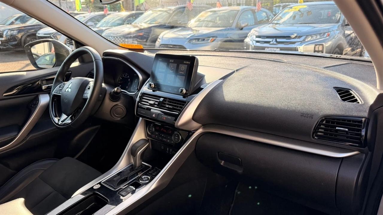 Mitsubishi Eclipse Cross SE AWD 2024