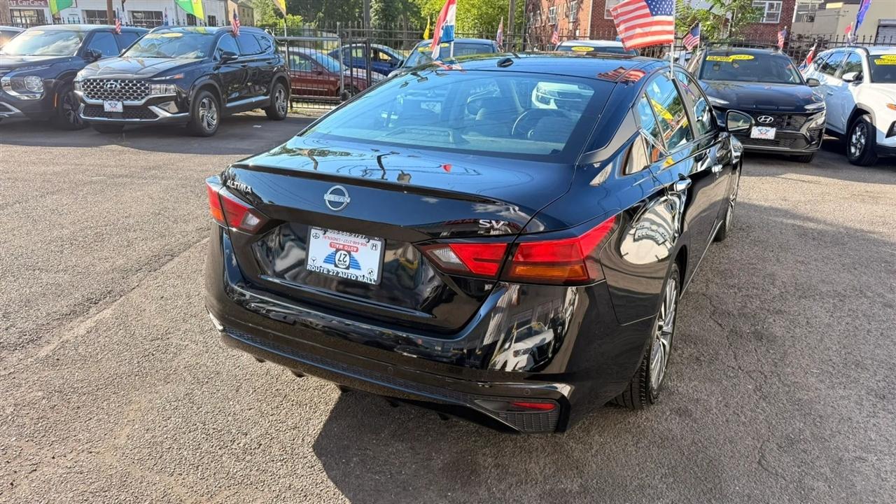 Nissan Altima 2.5 SV 2024