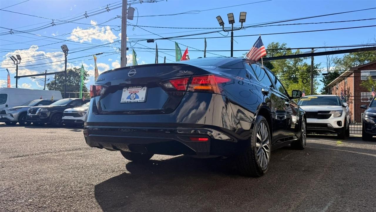 Nissan Altima 2.5 SV 2024