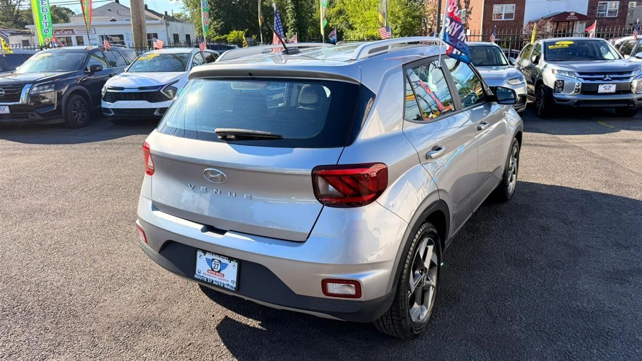 Hyundai Venue SEL 2025
