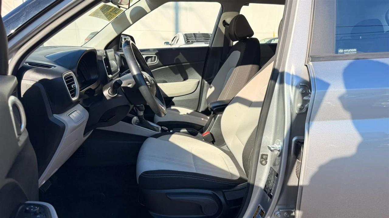Hyundai Venue SEL 2025