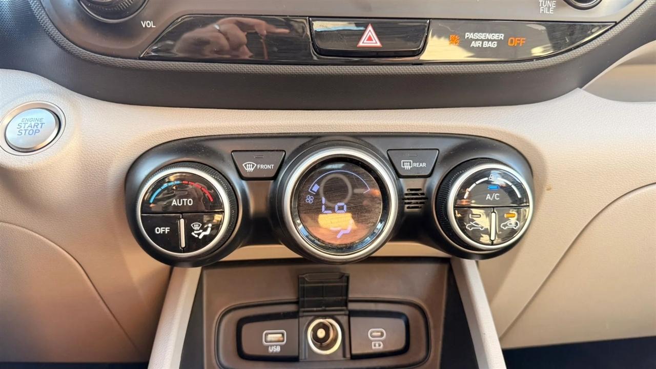 Hyundai Venue SEL 2025