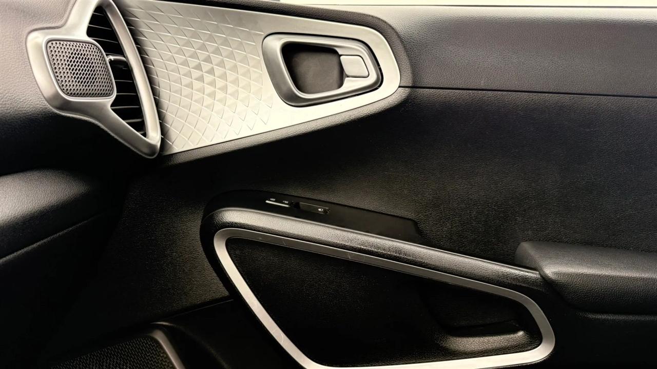 Kia Soul LX CVT 2024