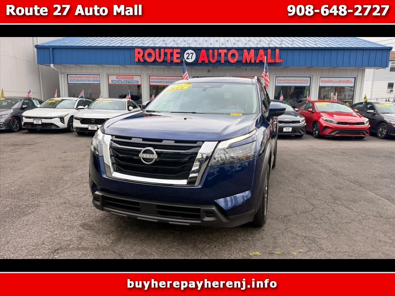 Nissan Pathfinder SV 2025