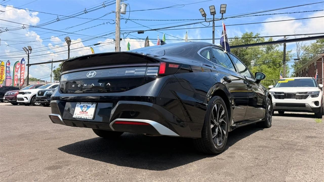 Hyundai Sonata SEL 2025