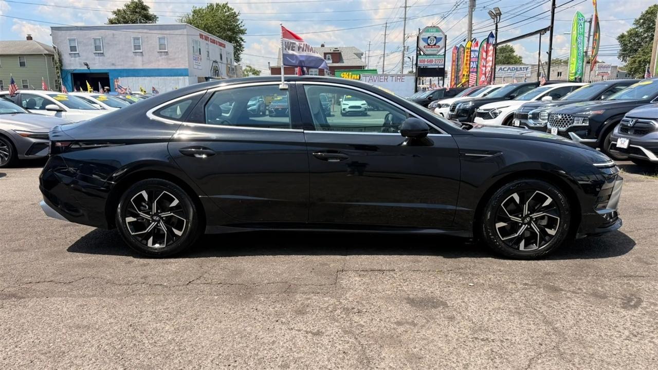 Hyundai Sonata SEL 2025