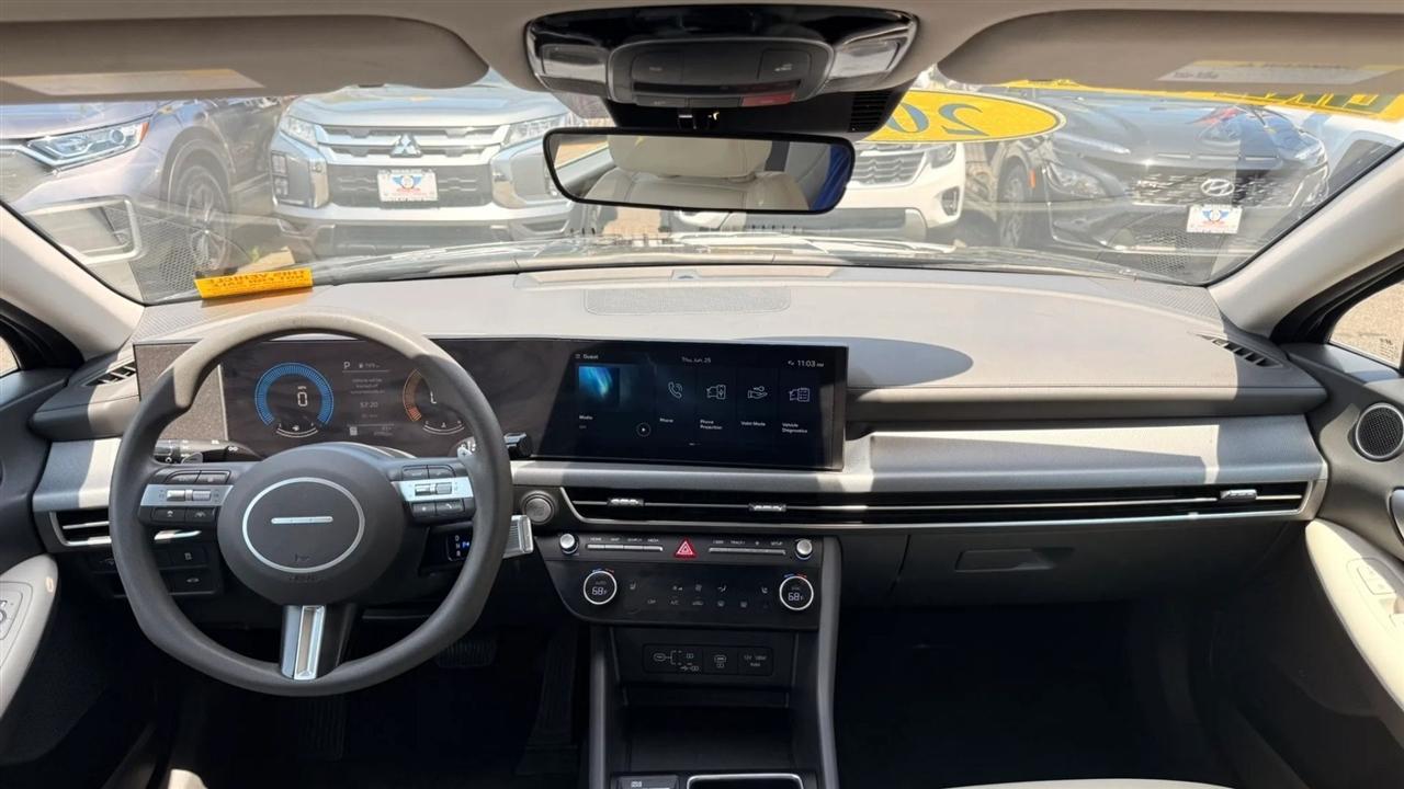 Hyundai Sonata SEL 2025