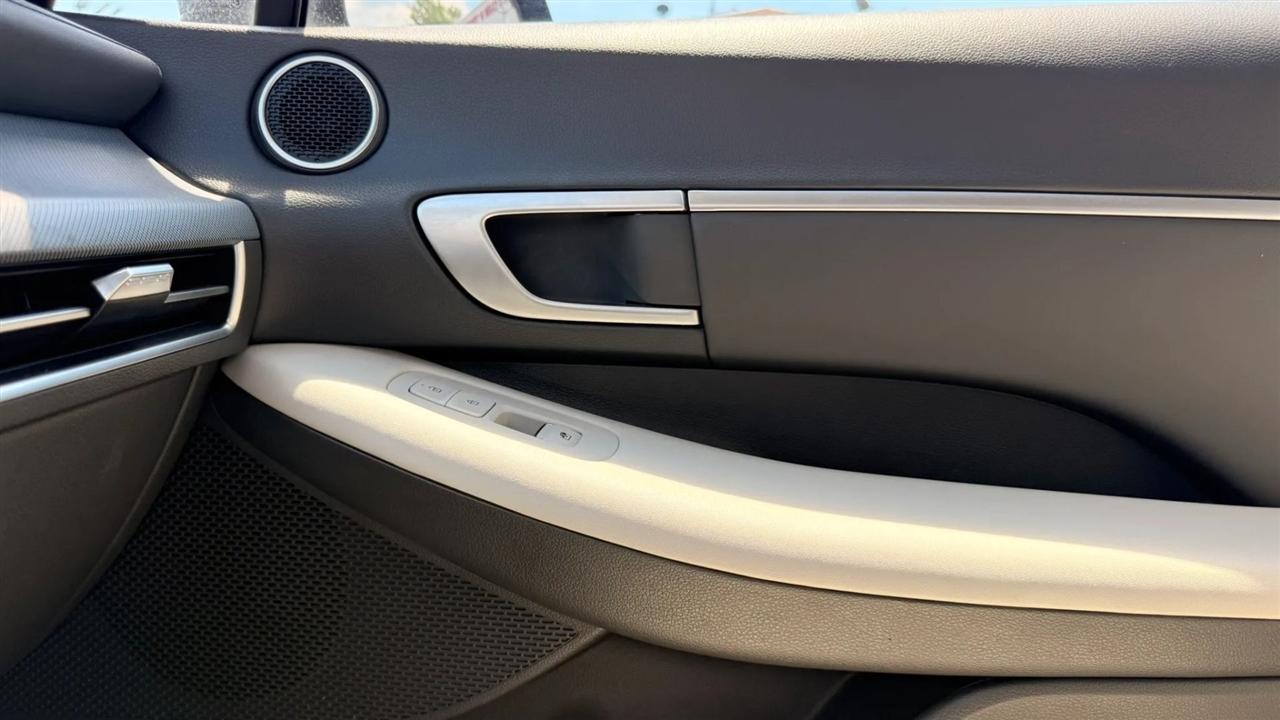 Hyundai Sonata SEL 2025