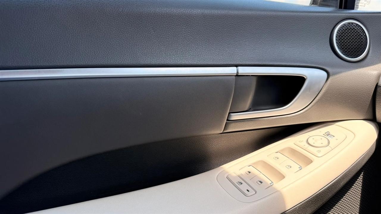 Hyundai Sonata SEL 2025