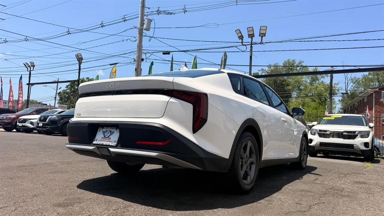 Kia K4 LXS 2025