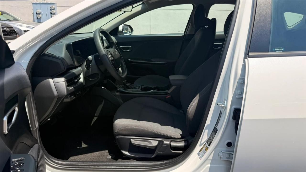 Kia K4 LXS 2025