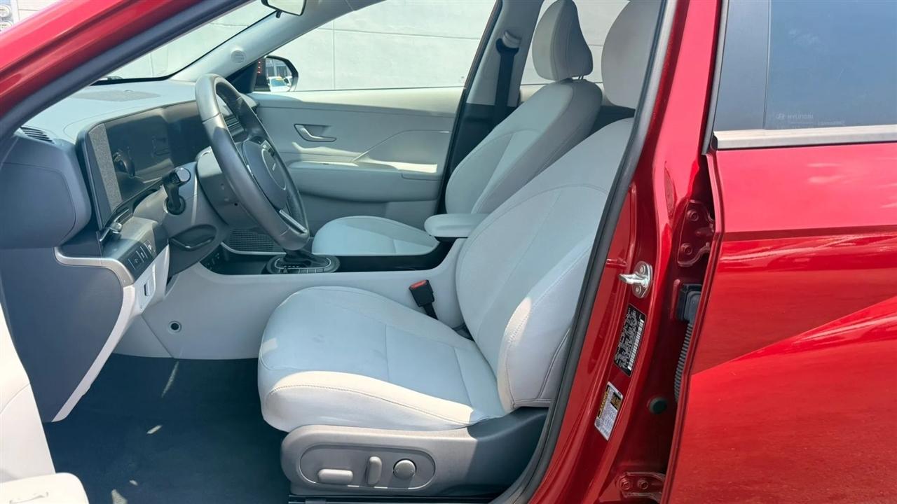 Hyundai Kona SEL 2025