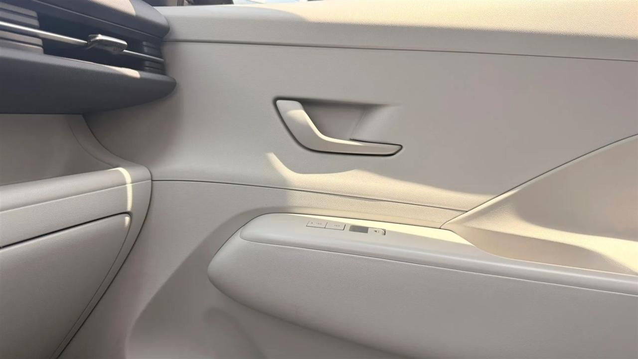 Hyundai Kona SEL 2025