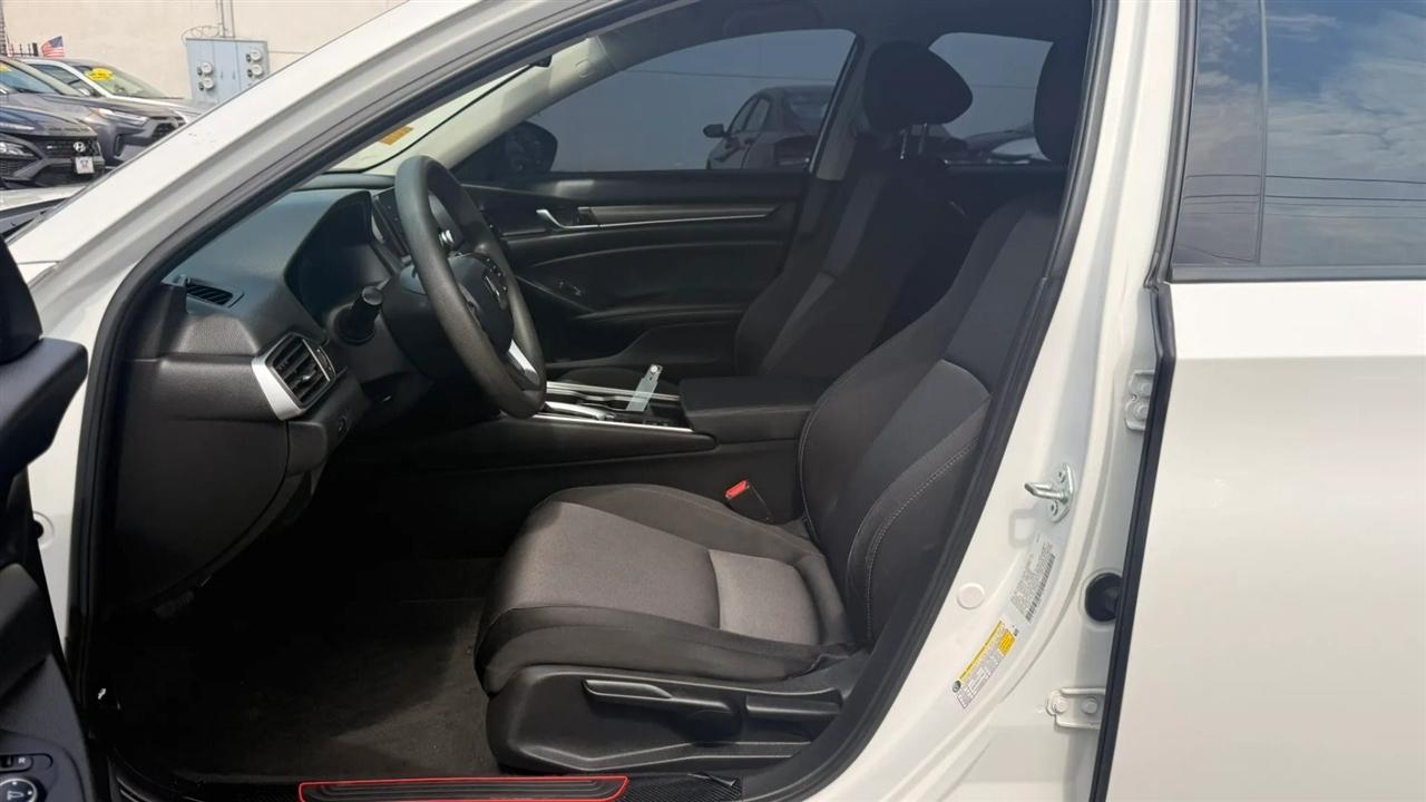 Honda Accord LX CVT 2021