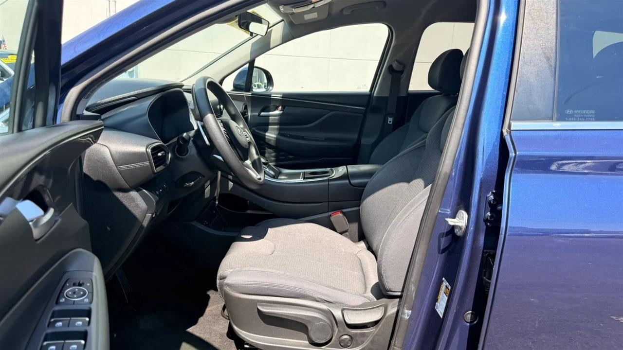 Hyundai Santa Fe SE AWD 2023