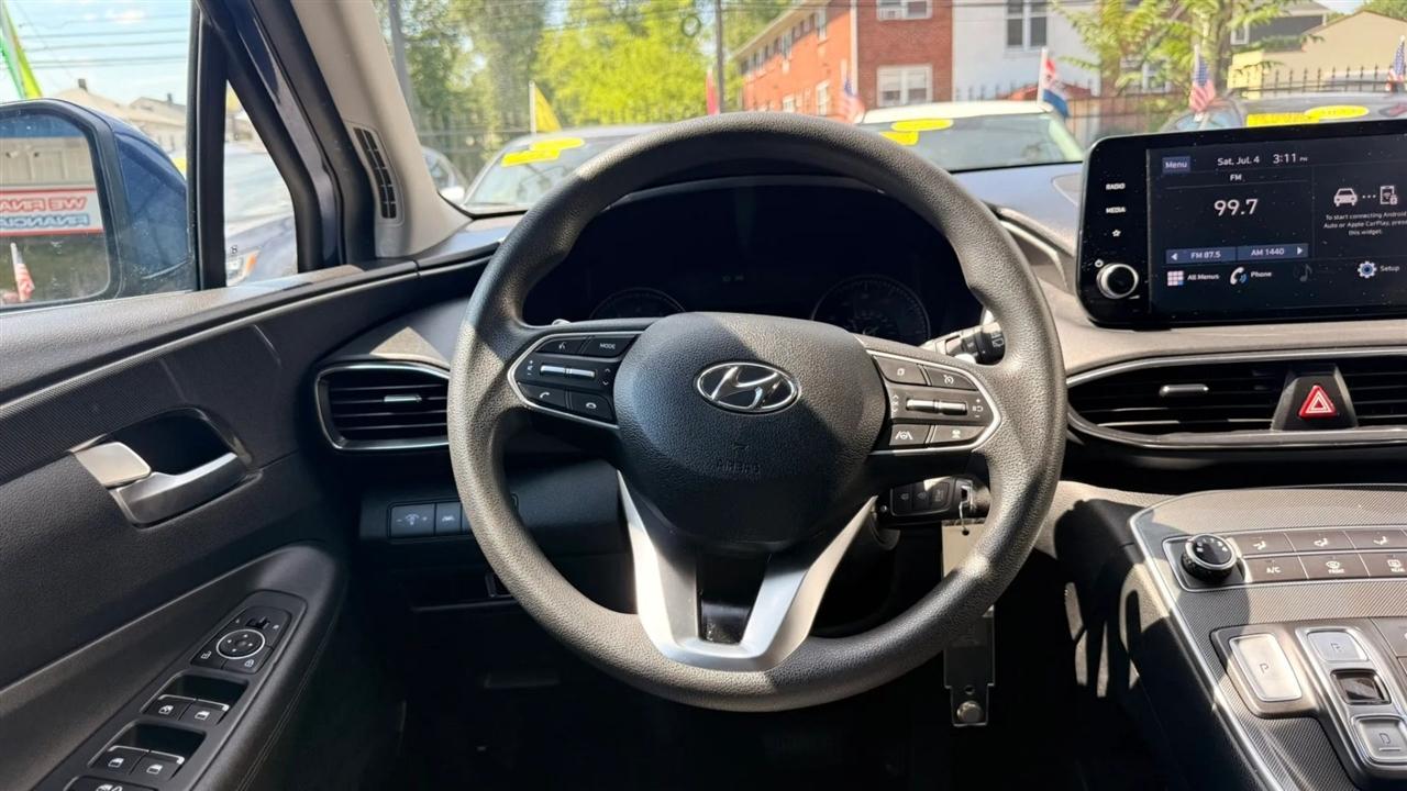 Hyundai Santa Fe SE AWD 2023