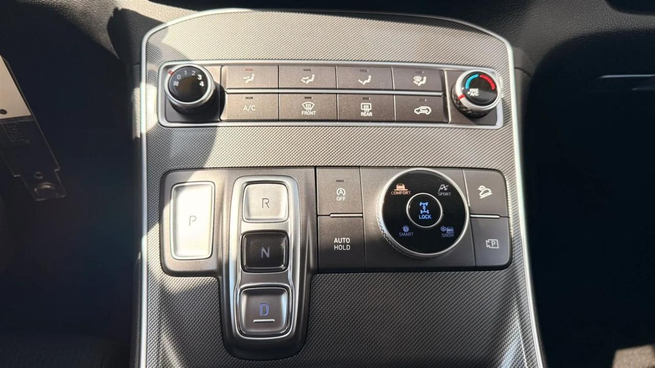 Hyundai Santa Fe SE AWD 2023