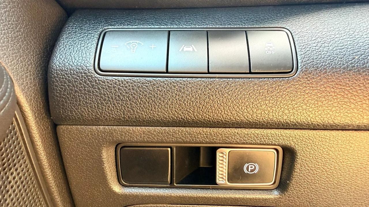 Hyundai Santa Fe SE AWD 2023