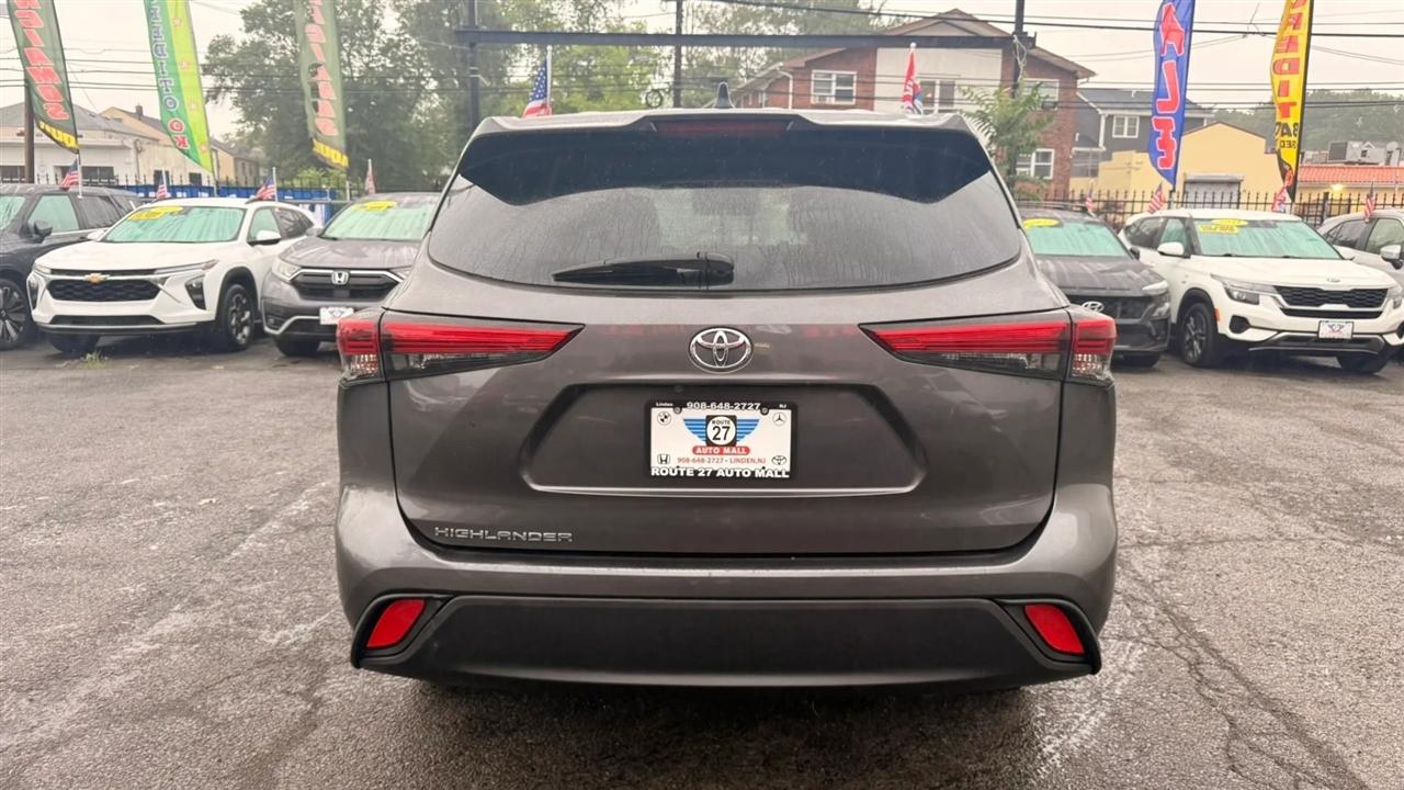 Toyota Highlander L 2022