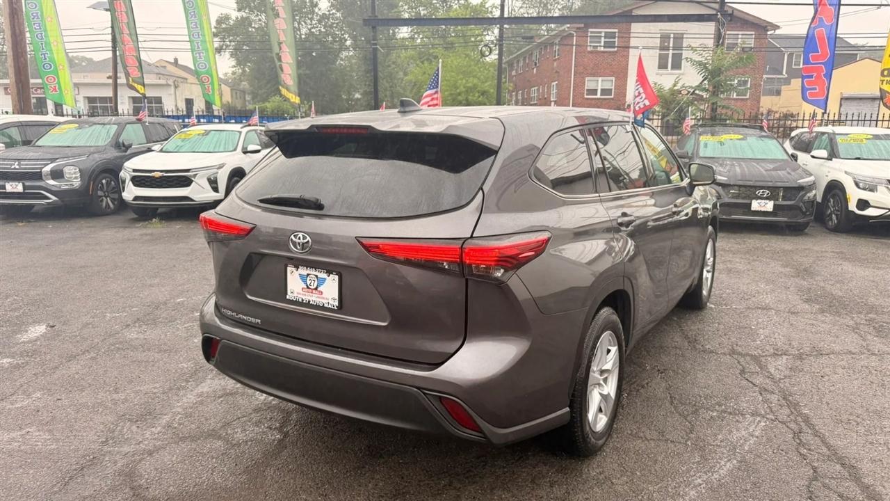Toyota Highlander L 2022