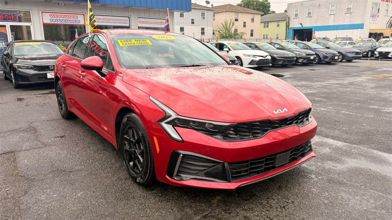 Kia K5 LXS 2025