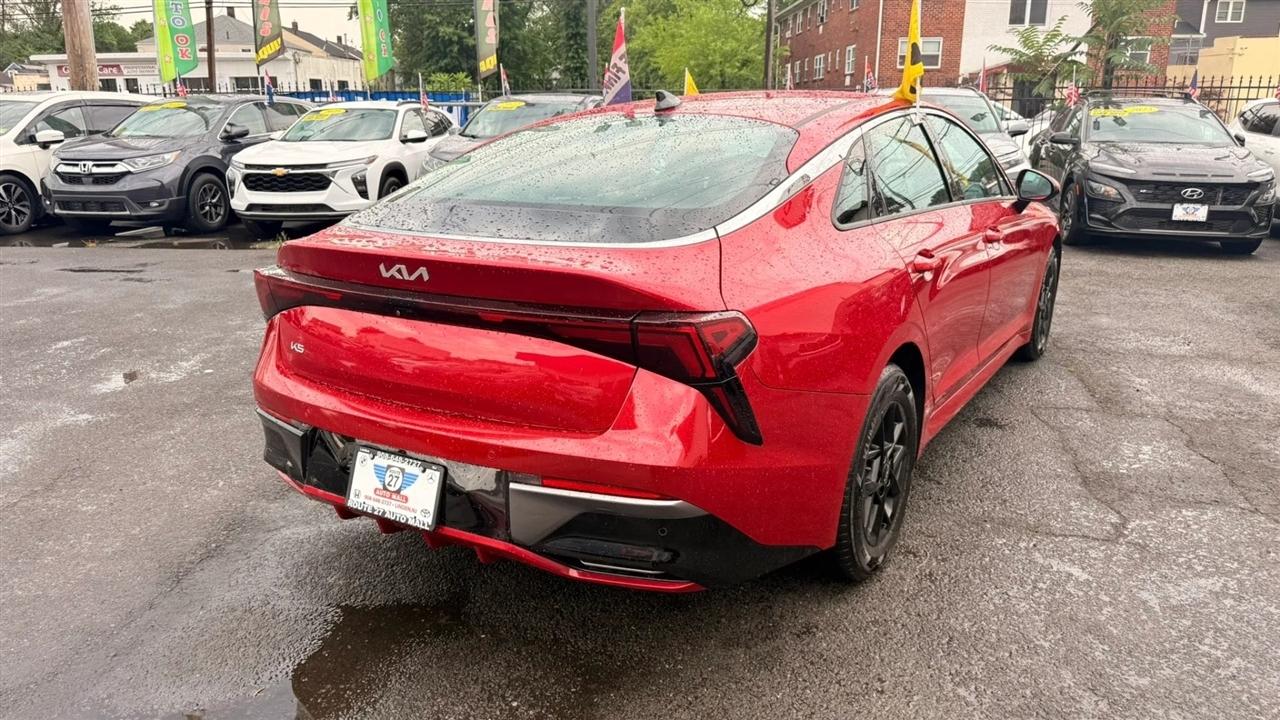 Kia K5 LXS 2025