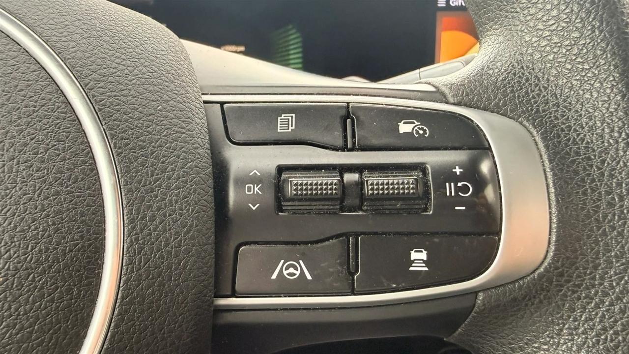 Kia K5 LXS 2025