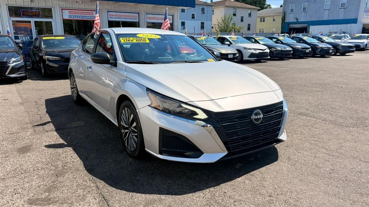 Nissan Altima 2.5 SV 2024
