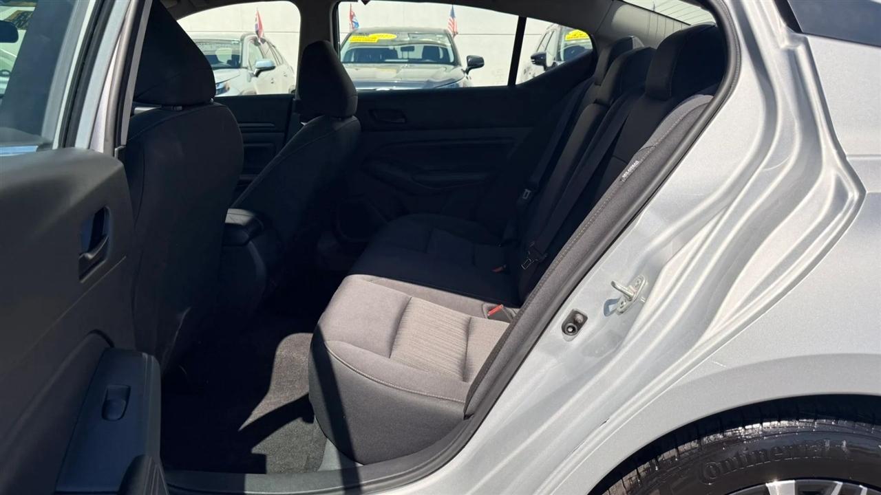 Nissan Altima 2.5 SV 2024