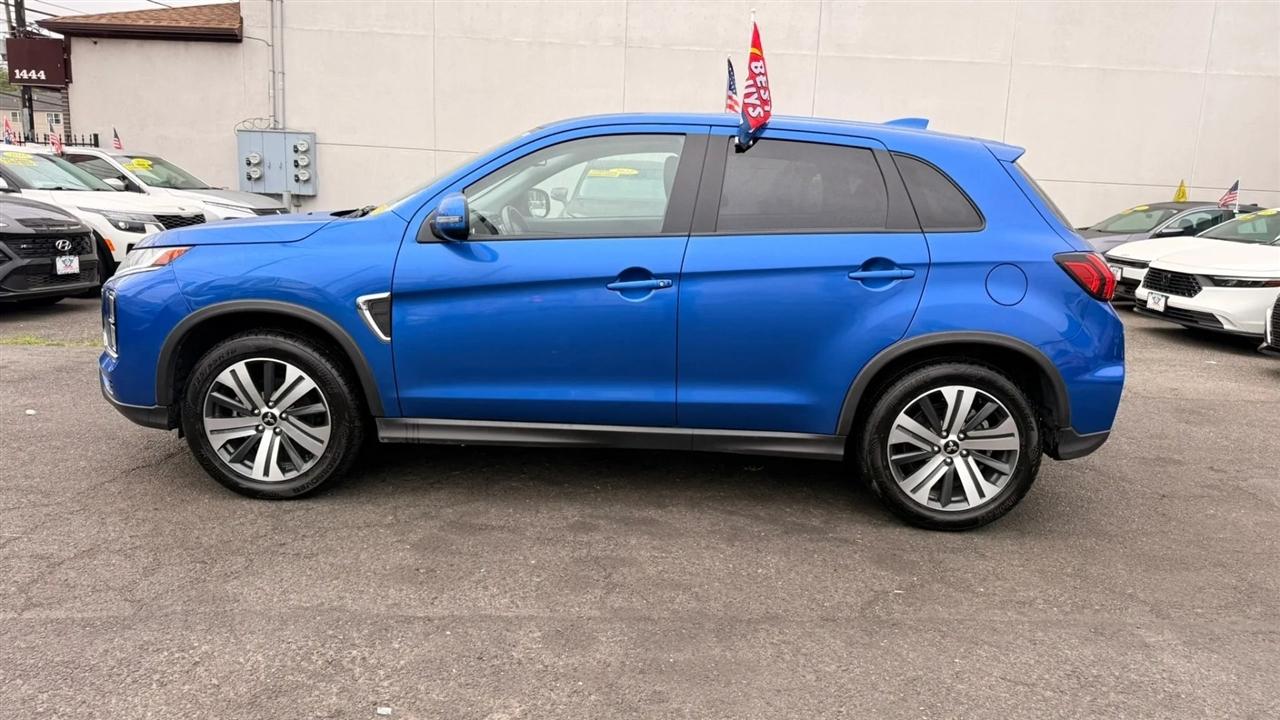 Mitsubishi Outlander Sport 2.0 ES 4WD 2024