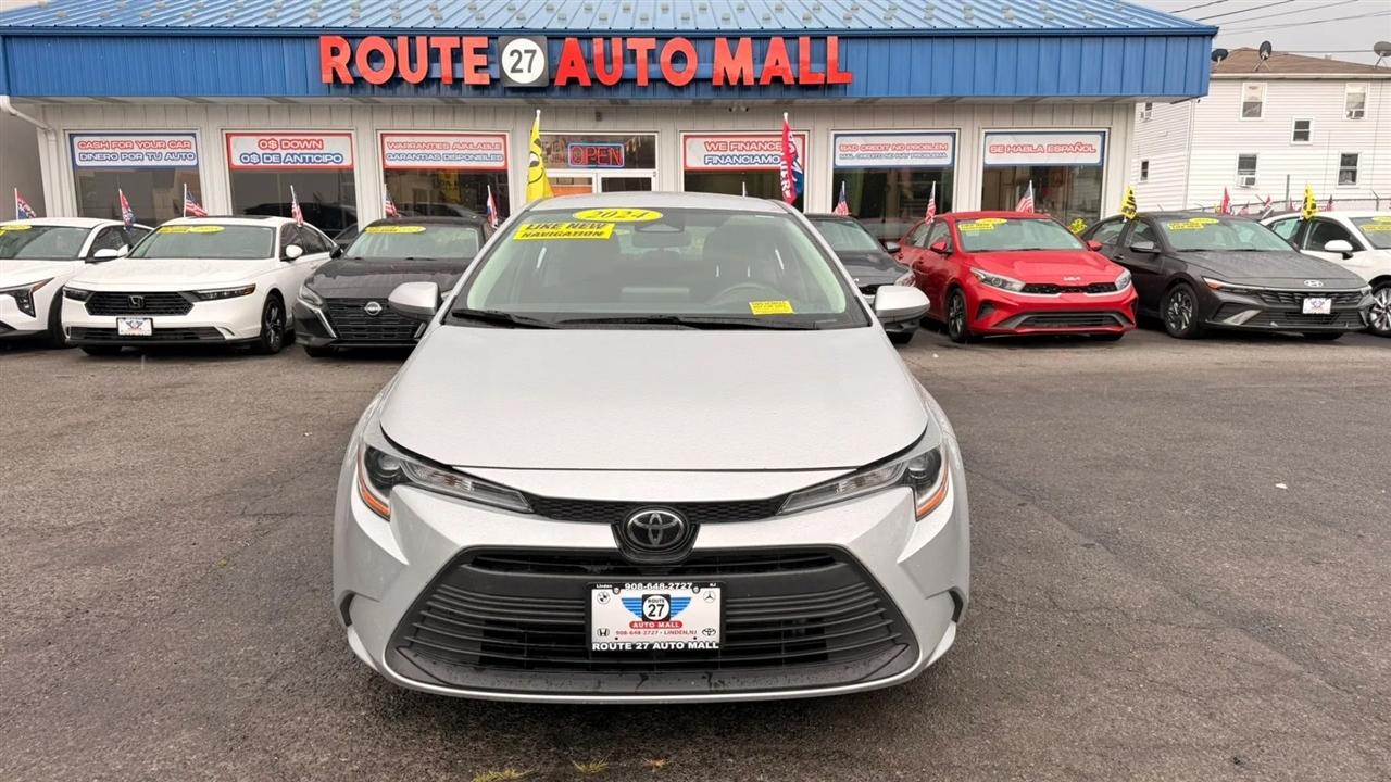Toyota Corolla LE 2024