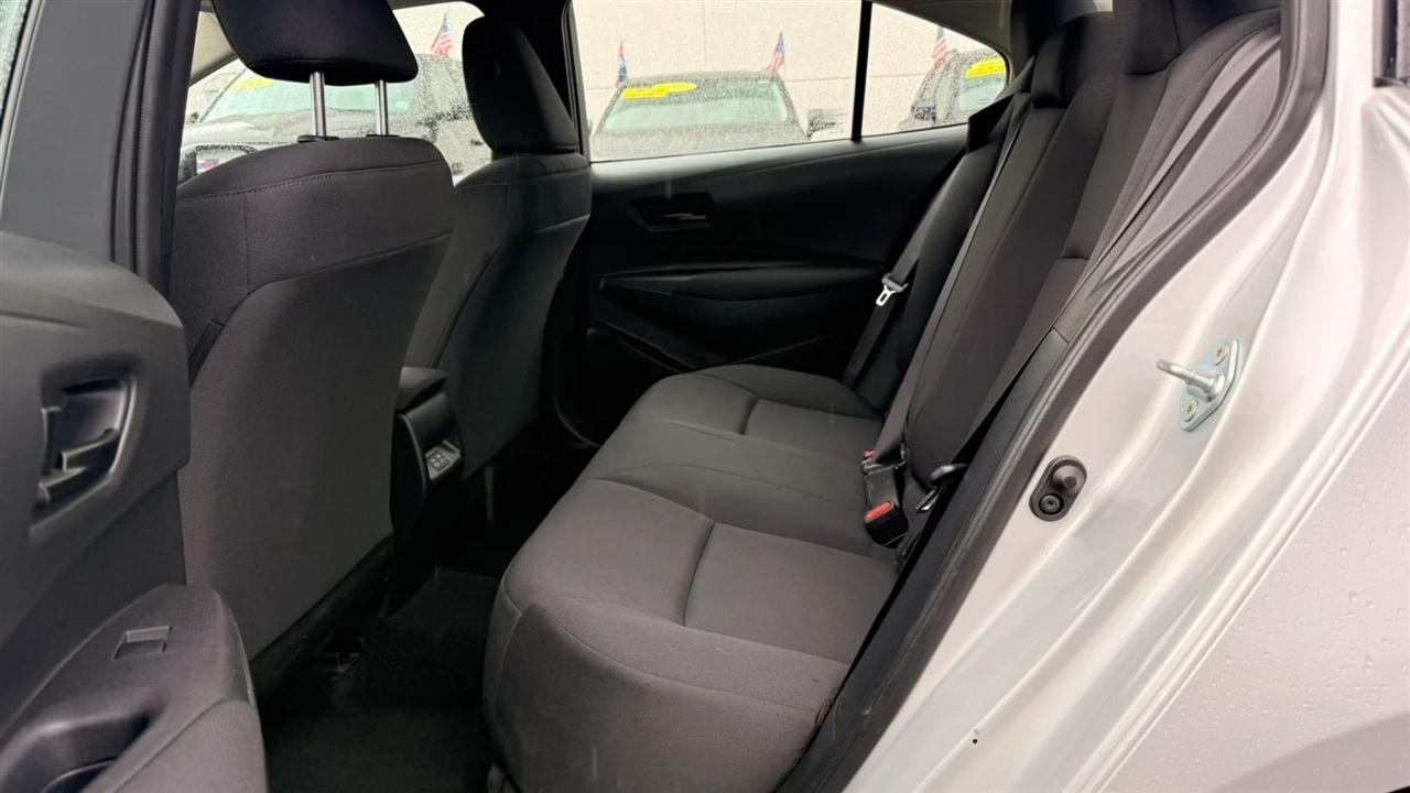 Toyota Corolla LE 2024