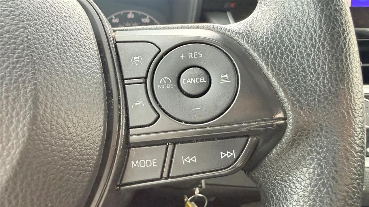 Toyota Corolla LE 2024