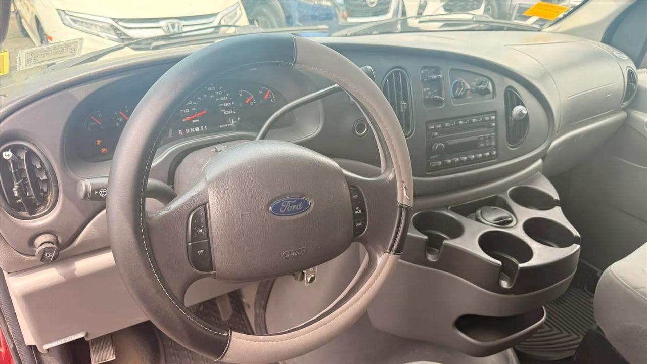 Ford Econoline E-150 XLT 2007